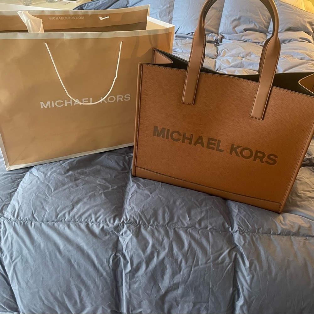 Michael Kors XL Structured Tote, Brown